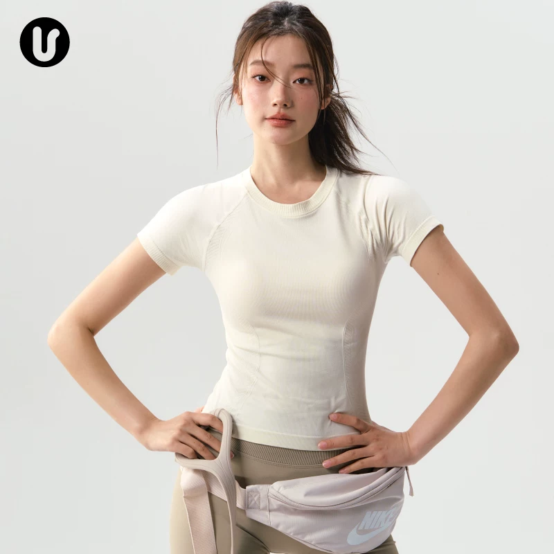 运动短袖女紧身瑜伽服上衣跑步羽毛球普拉提训练健身t恤短裤套装